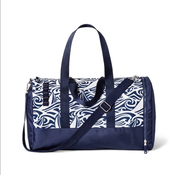 VV for Target Navy and White Rough Seas Duffel Bag - Picture 2 of 4